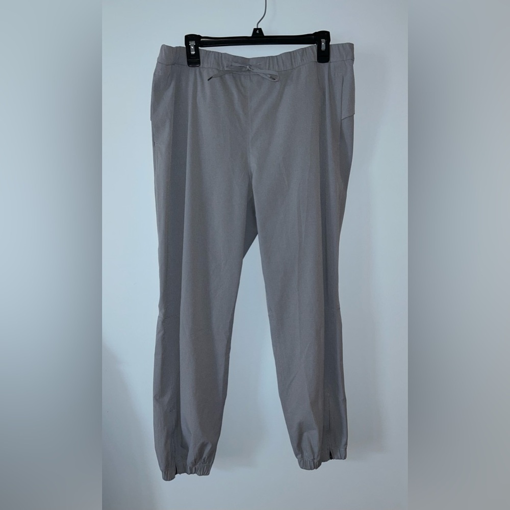 Grey lululemon joggers